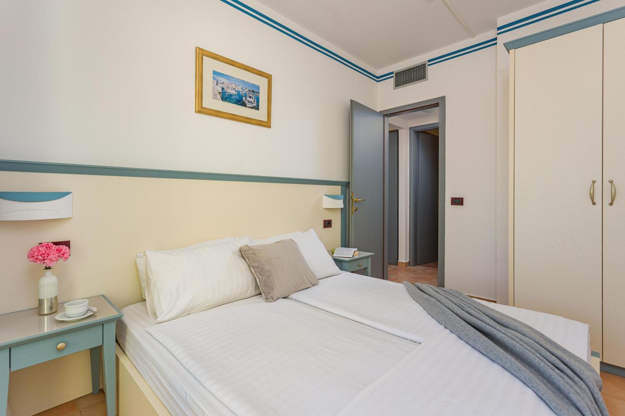 Family Resort Del Mar Banjole Exterior photo