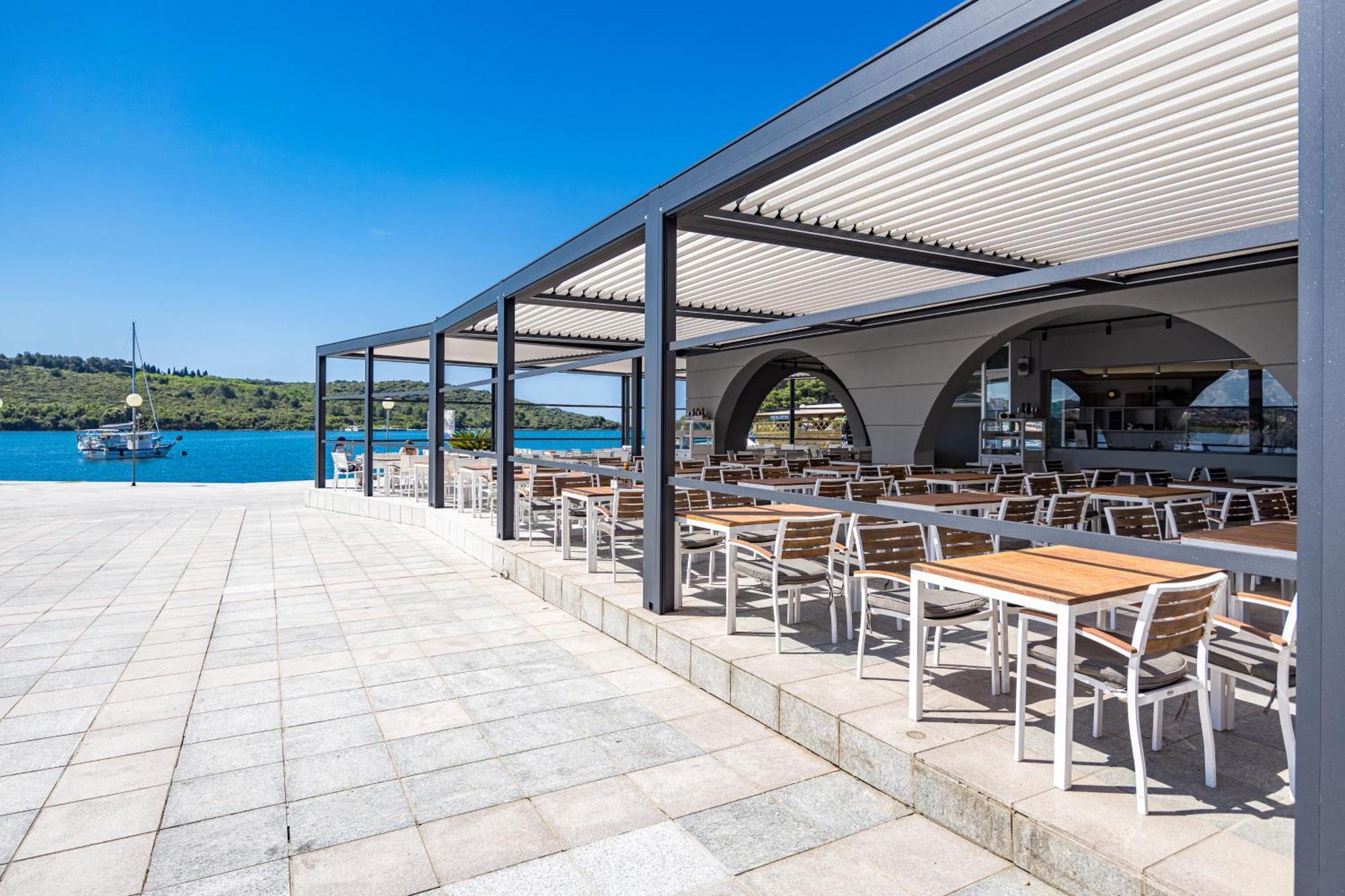 Family Resort Del Mar Banjole Exterior photo